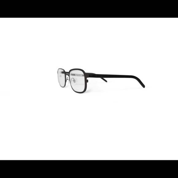 Blyszak Optical Sample Sale for Women and Men - Picture 3 of 3